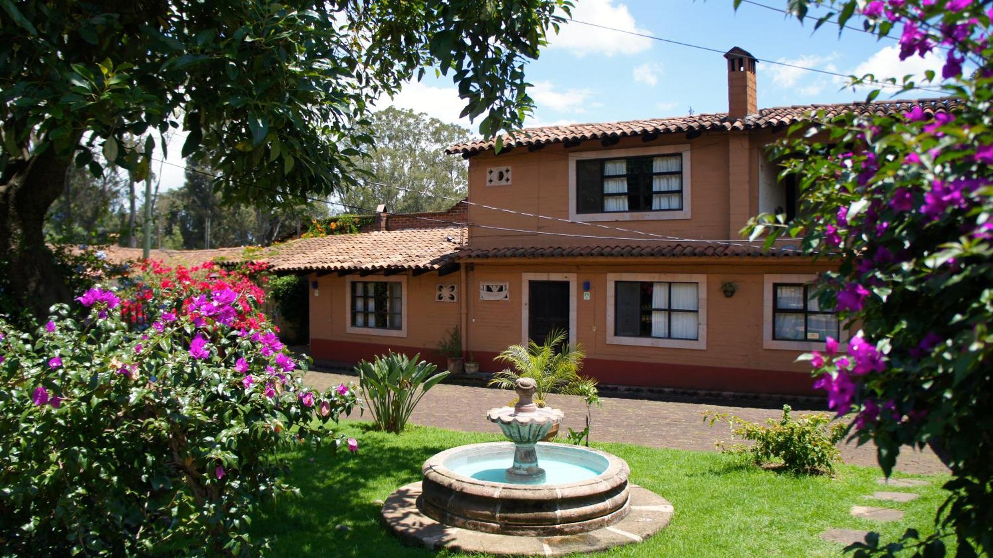 Villa Patzcuaro Garden Hotel Εξωτερικό φωτογραφία